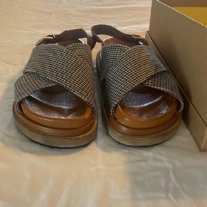 Aloha marshmallow Harris check tan